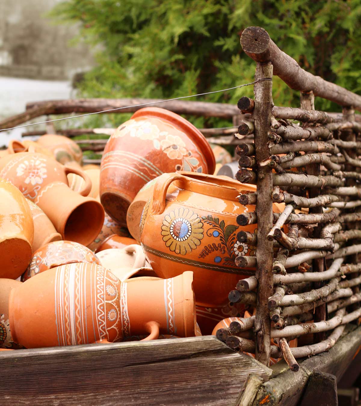 Есе письменниці Світлани Тараторіної про колоніальну спадщину Полтавщини, український модерн, складну ідентичність міста та перевідкриття культурних скарбів.