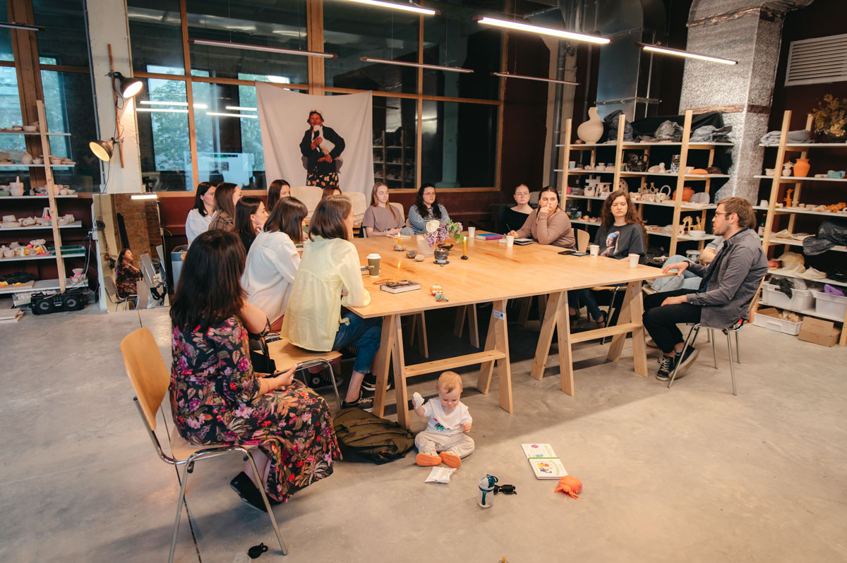 Книжковий клуб для дорослих