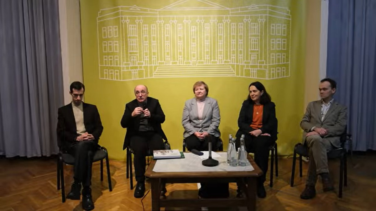 Дискусія про спадщину Русі. Другий круглий стіл, 10 грудня 2025 року, за участі мовознавців Олександра Скопненка, Лідії Гнатюк, Оксани Ніки й істориків Ярослава Затилюка та Вадима Арістова.