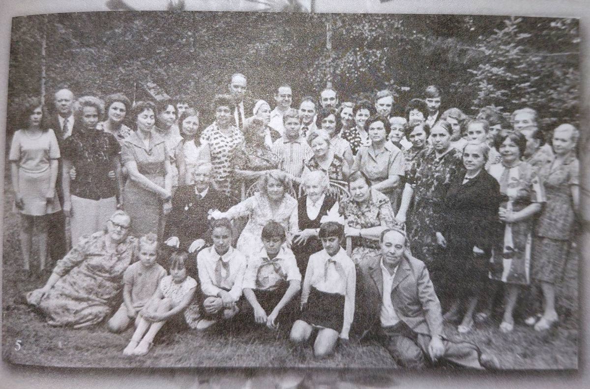 Вихованці і вихователі дитбудинку, герої повісті "Рідні діти", 1989 рік